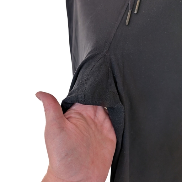 Lululemon Relaxed Fit Crop II Black Spandex Wide Leg Rel: 11/2011 Women's size 8 - Picture 10 of 11